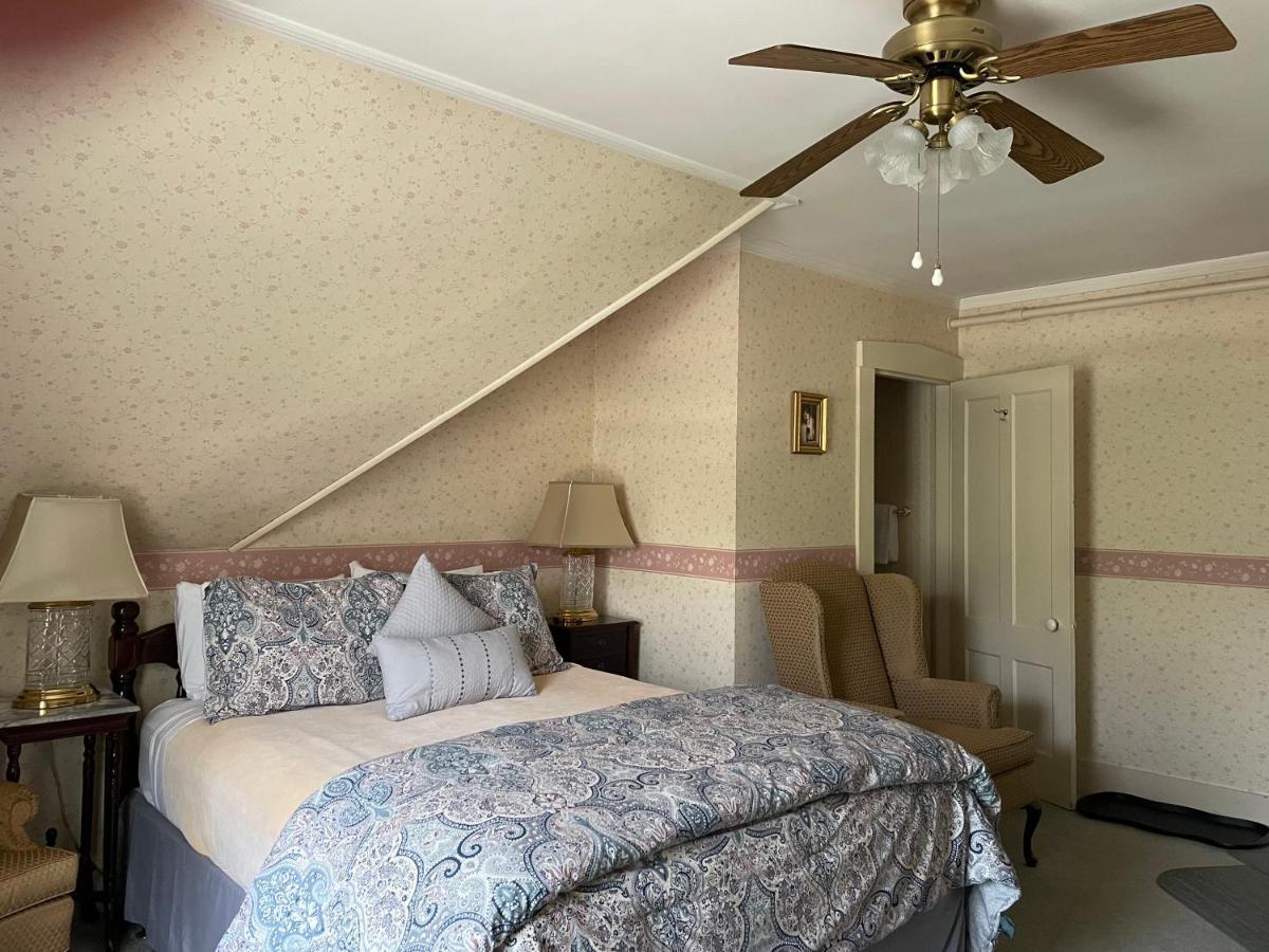 Deerfield Valley Inn - Mt Snow Dover Екстериор снимка